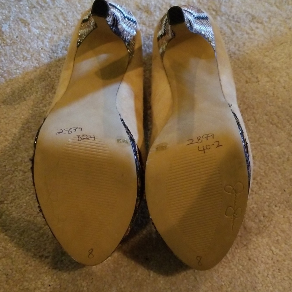 Heels - Picture 5 of 5